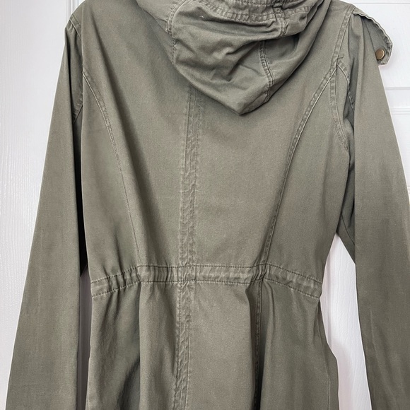 Jacket - Picture 3 of 3